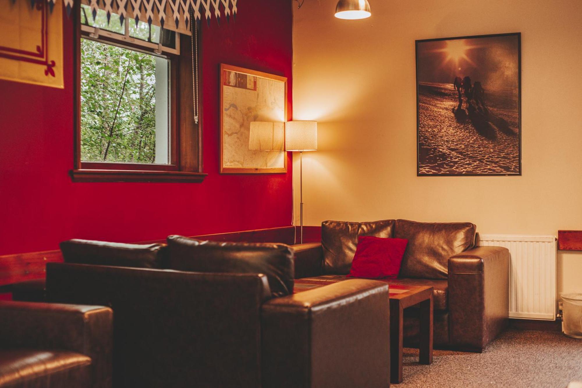 Crianlarich Youth Hostel Екстериор снимка